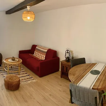 Nice 70M With Garden-Terrace In La Rochelle